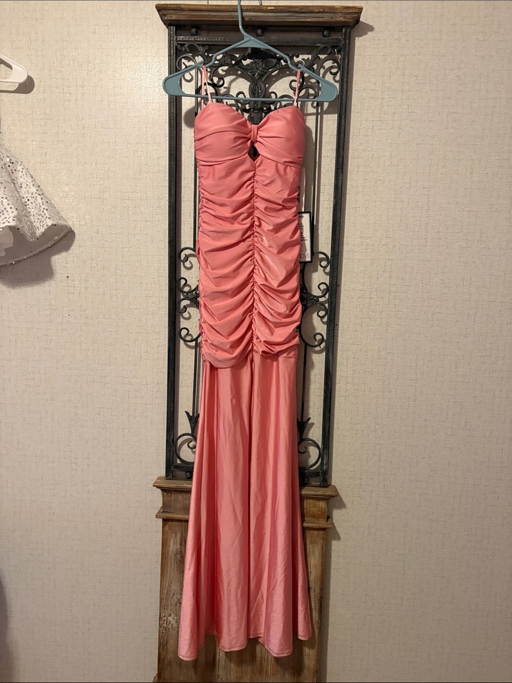 Emerald Sundae Coral Ruched Spaghetti Strap Maxi Dress